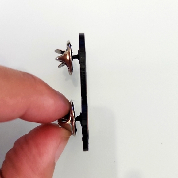 Bob's Burgers Tina Pin - Picture 3 of 4